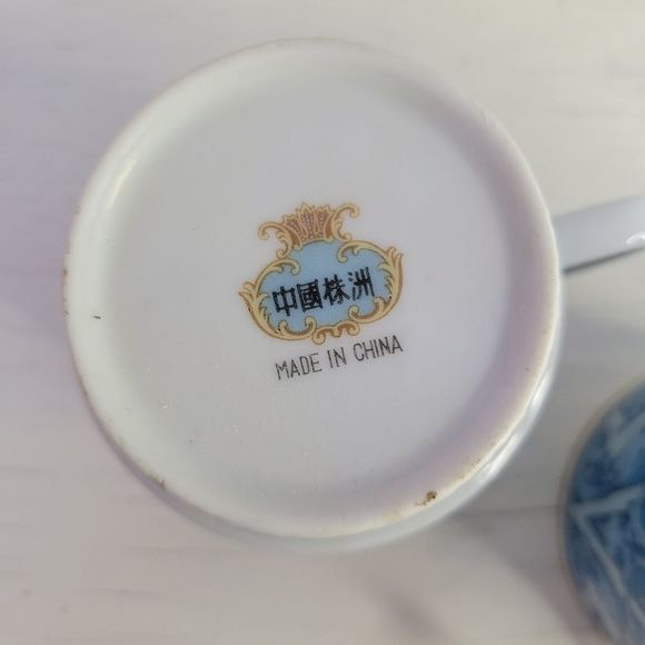 Rare Vintage Unicorn Fantasy 1960s Stacking Mugs in Blue Set of 2 - Picture 7 of 10